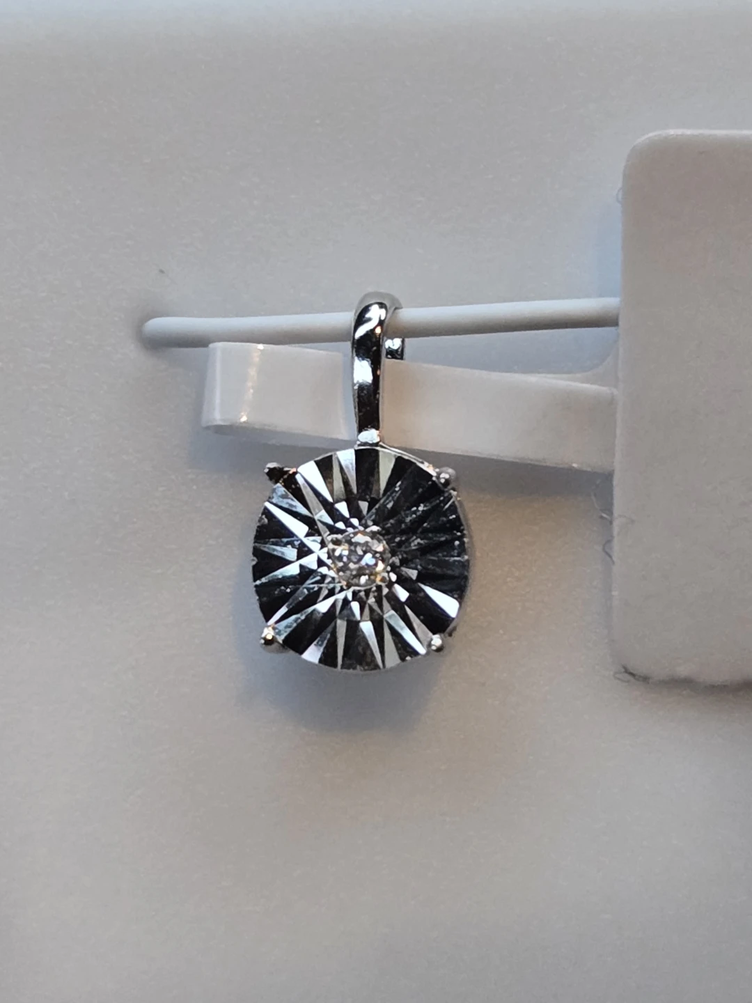 Lab Grown Diamond Pendant - 0.15 CTW