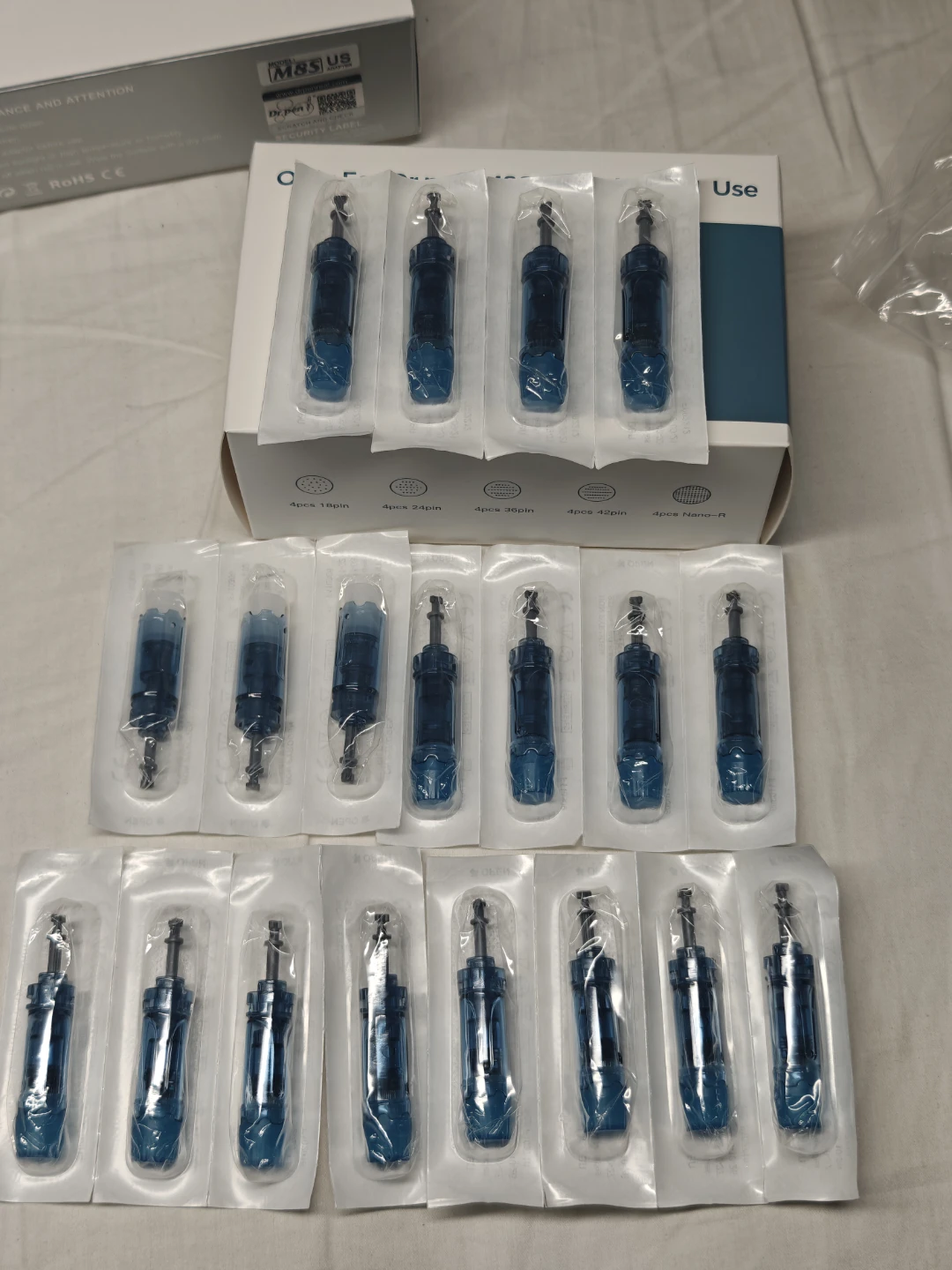 Dr. Pen M8S Microneedling Pen with 20 Replacement Cartridges - photo 2