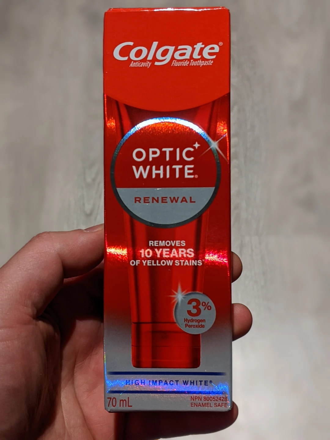Colgate whitening toothpaste
