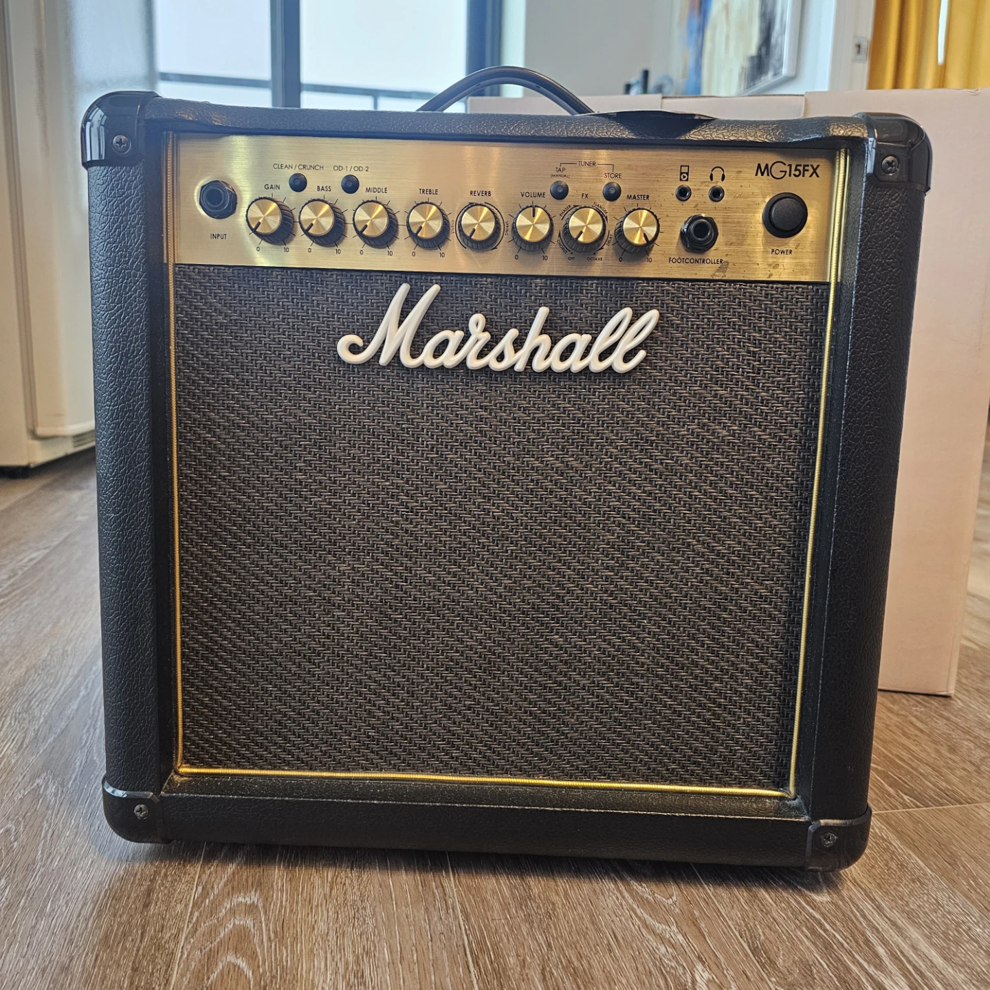 marshall MG15FX GOLD guitar amp