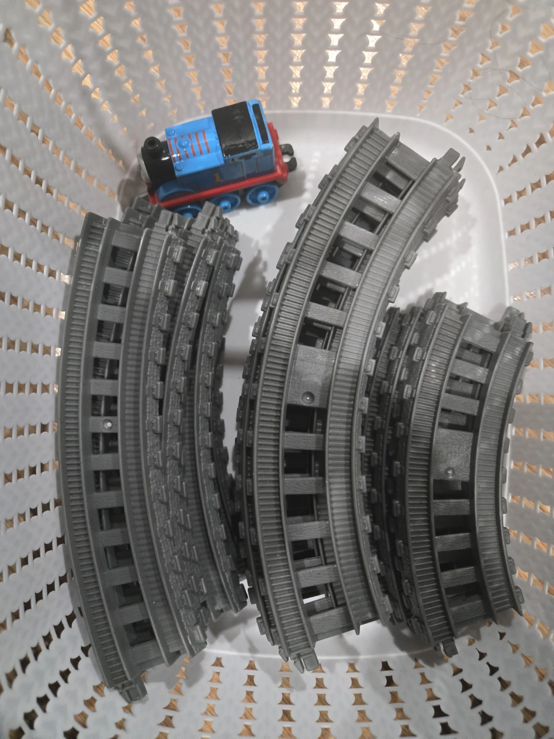 Thomas & Friends Train Tracks and Engine - photo 3
