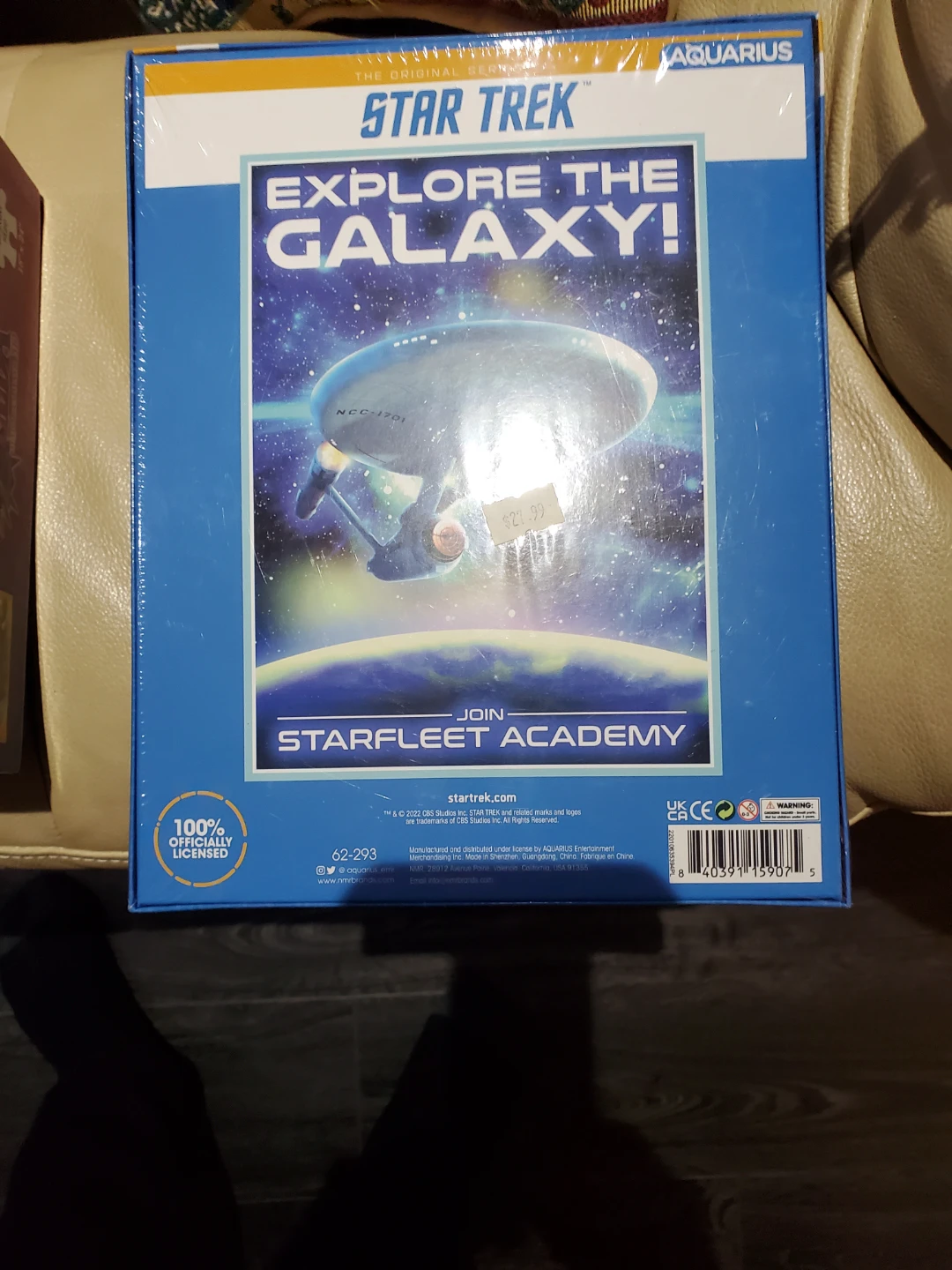 AQUARIUS Star Trek Explore The Galaxy 500pc Puzzle - photo 2