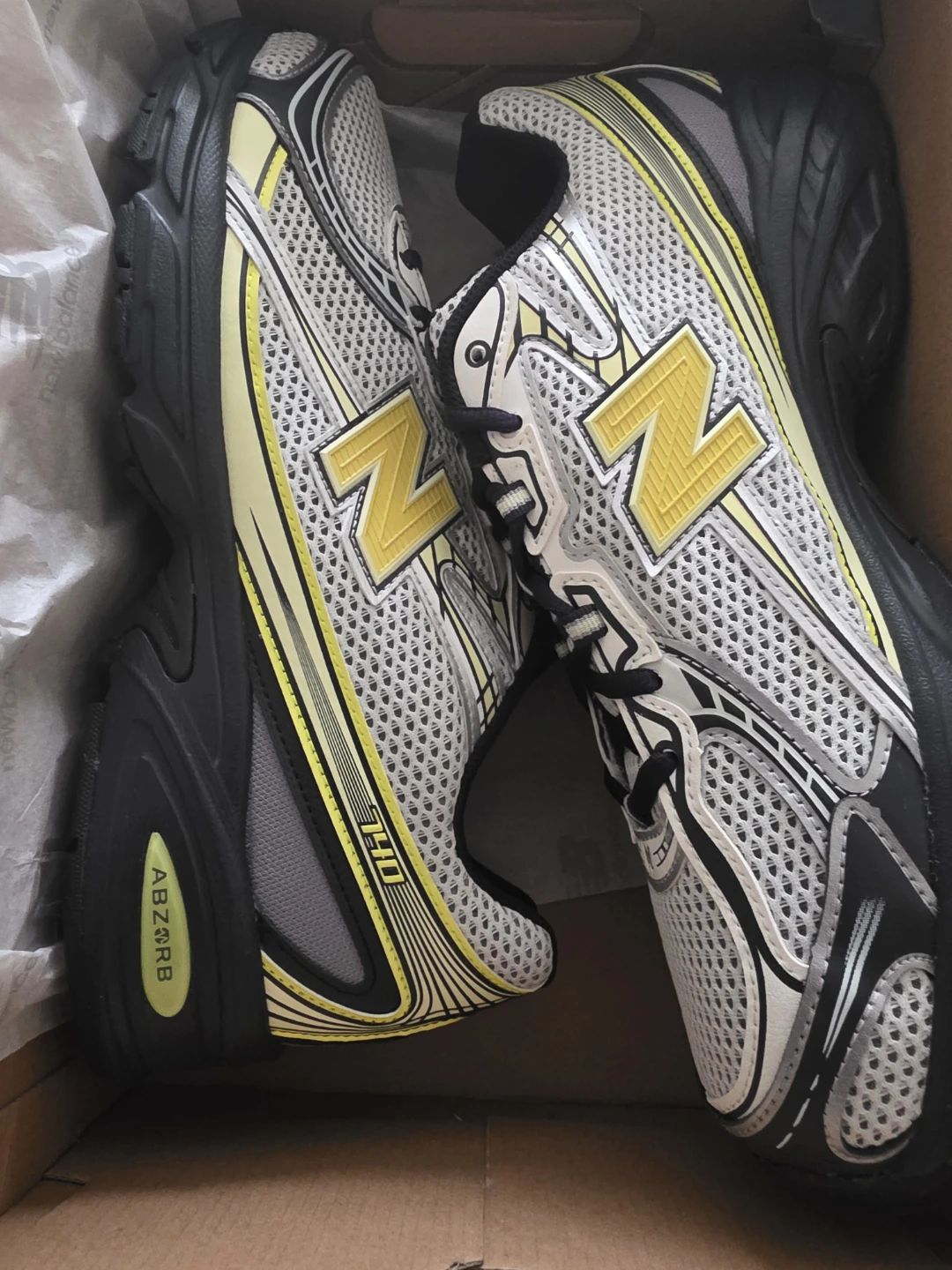 New Balance 740 White Black US Mens 12