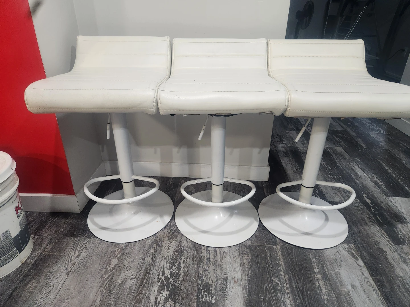 White Swivel Bar Stools (Set of 3)