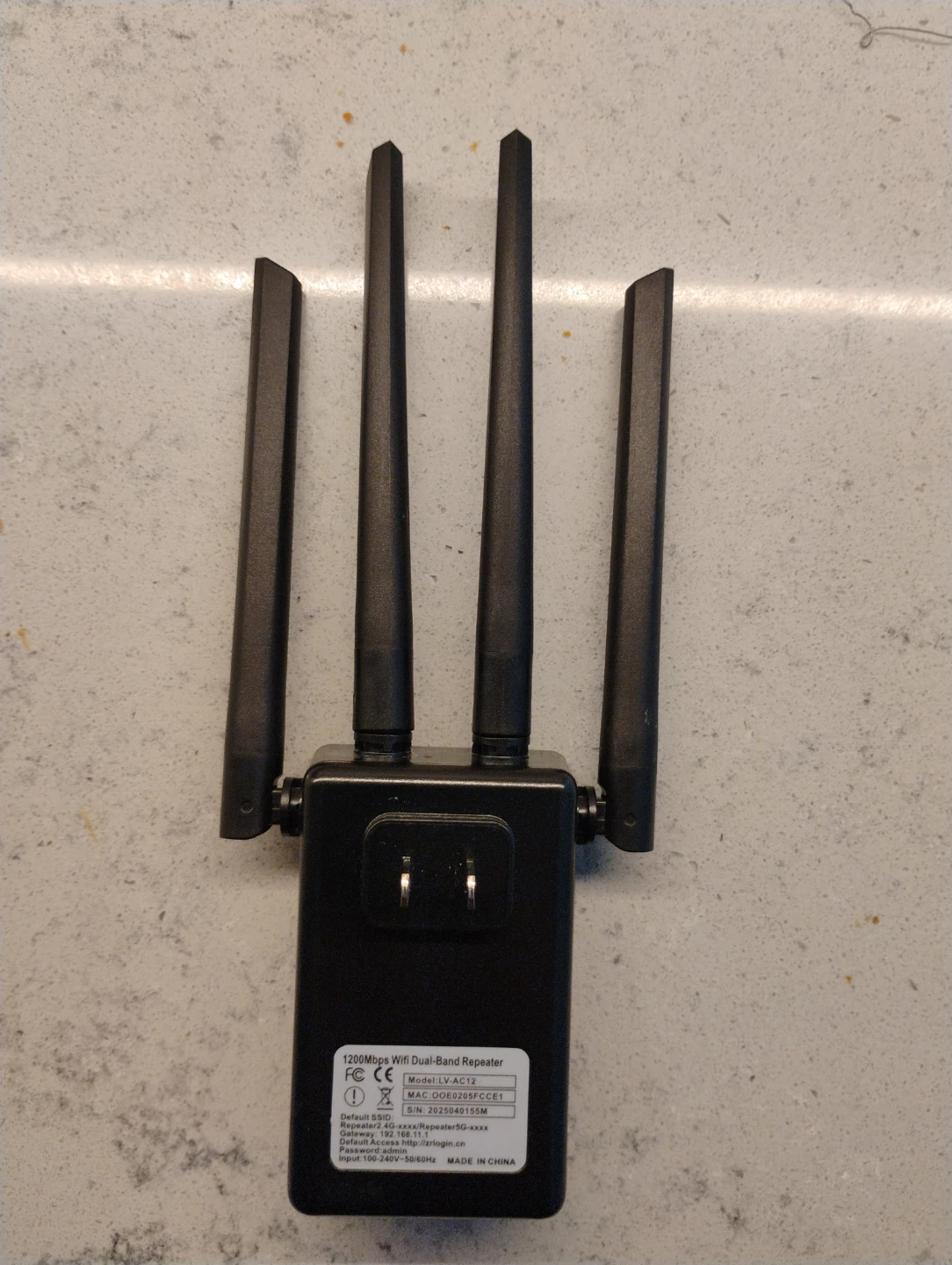 1200Mbps WiFi Extender Repeater Dual-Band 2.4G/5G - photo 2