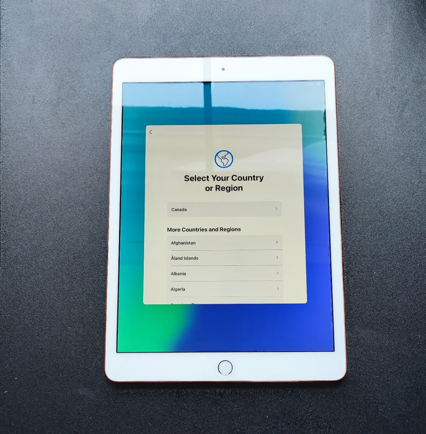 Apple iPad 8Gen Rose Gold - Mint Condition