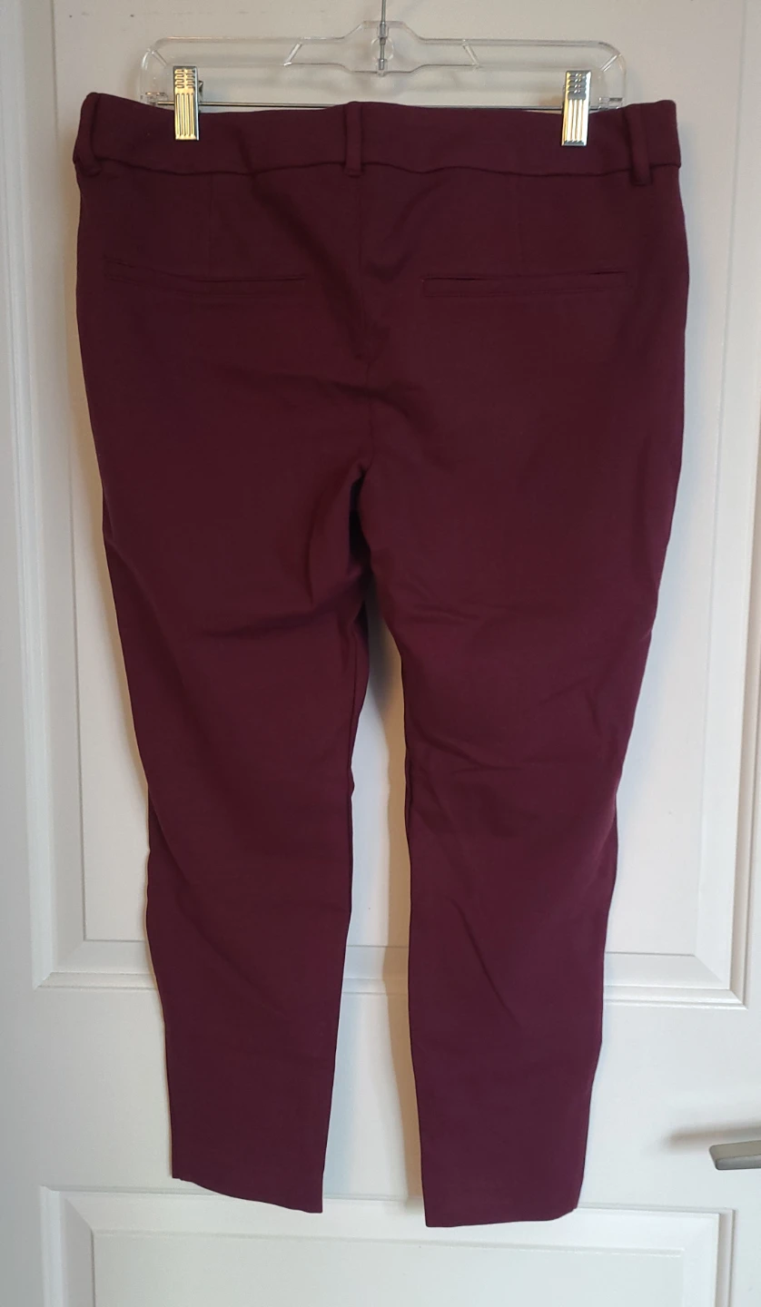 Burgundy Old Navy Pixie Pants, Built-In Sculpt Size 14 🧡 - photo 2