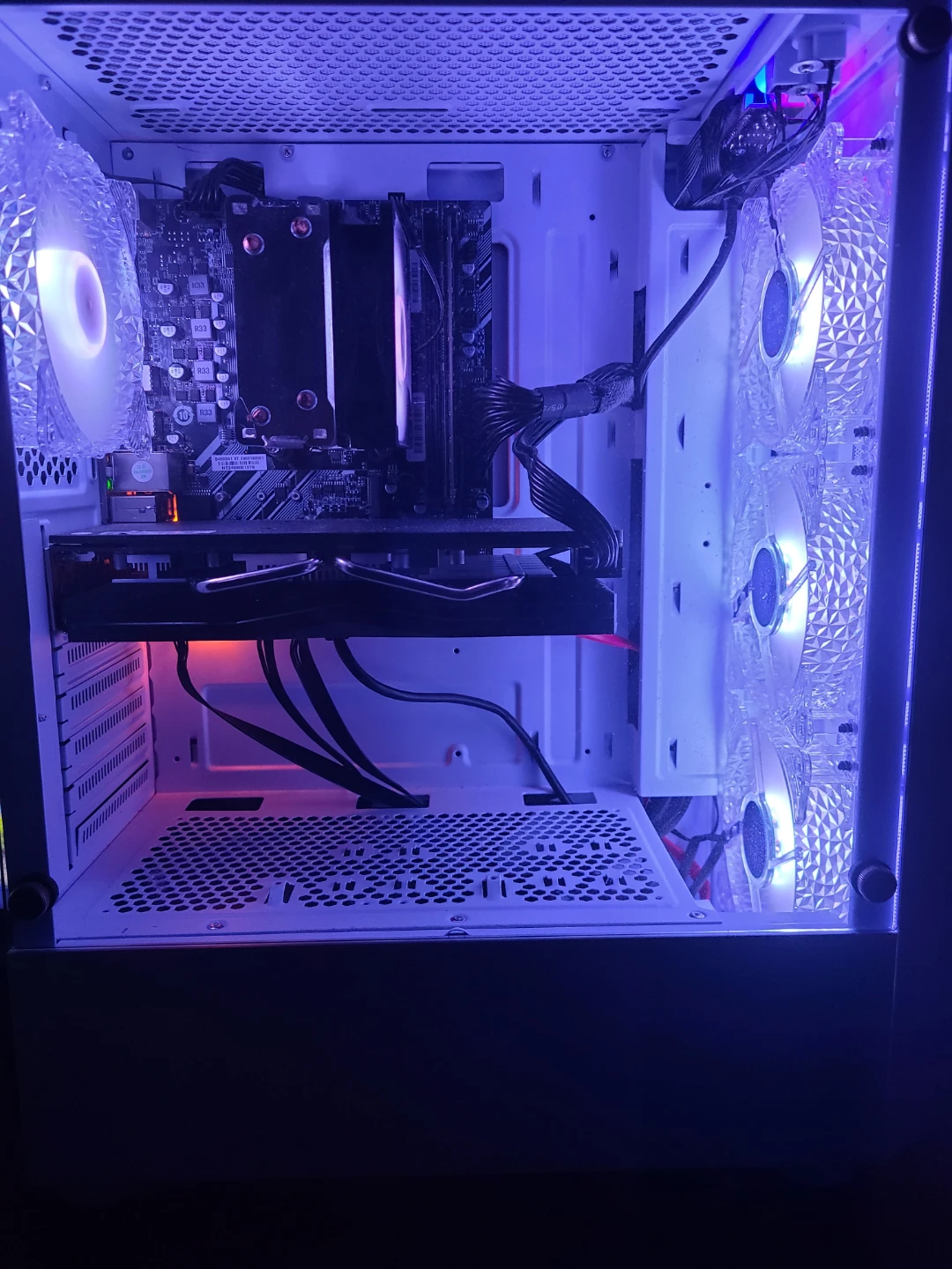 Custom Gaming PC - RGB Fans