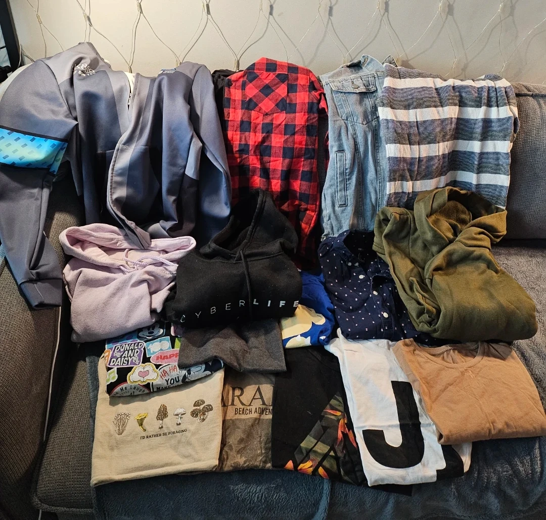 Bag of Men's clothes bundle