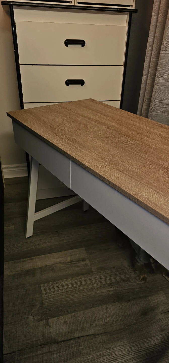 Brand new desk. Assembled. - photo 4