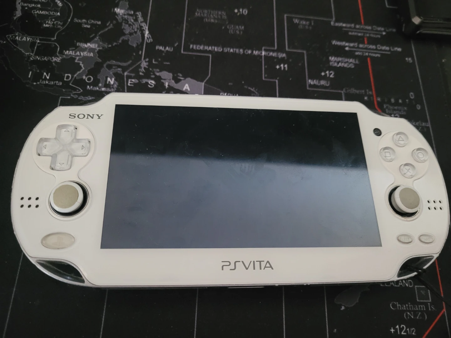 Psvita glacier white with 256gb sd card and charger