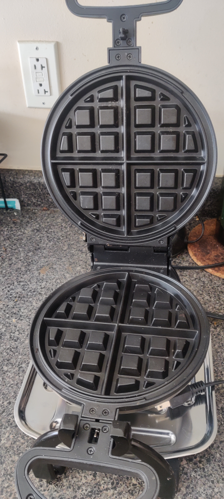 Hamilton Beach Waffle Maker - photo 2