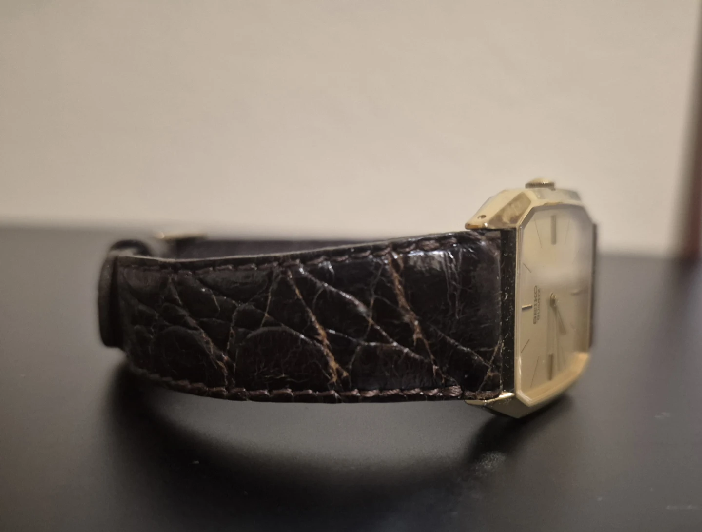 Seiko Quartz Gold Tone Dress Watch - photo 2