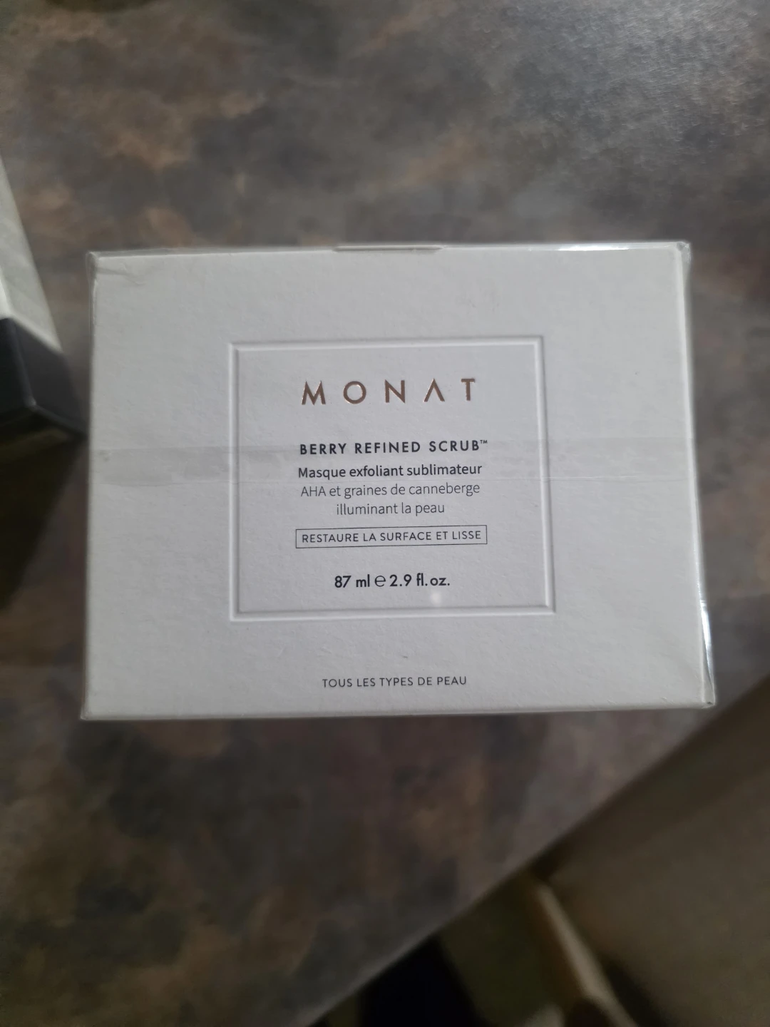 MONAT Berry Refined Scrub AHA & Seed Extract 87ml