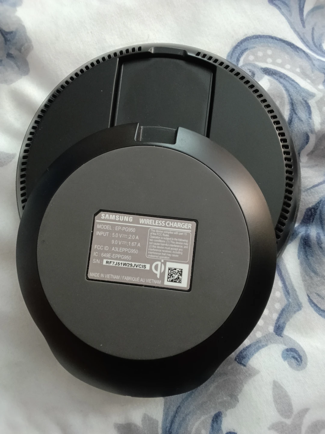 Samsung Wireless Charger EP-PG950 - photo 3