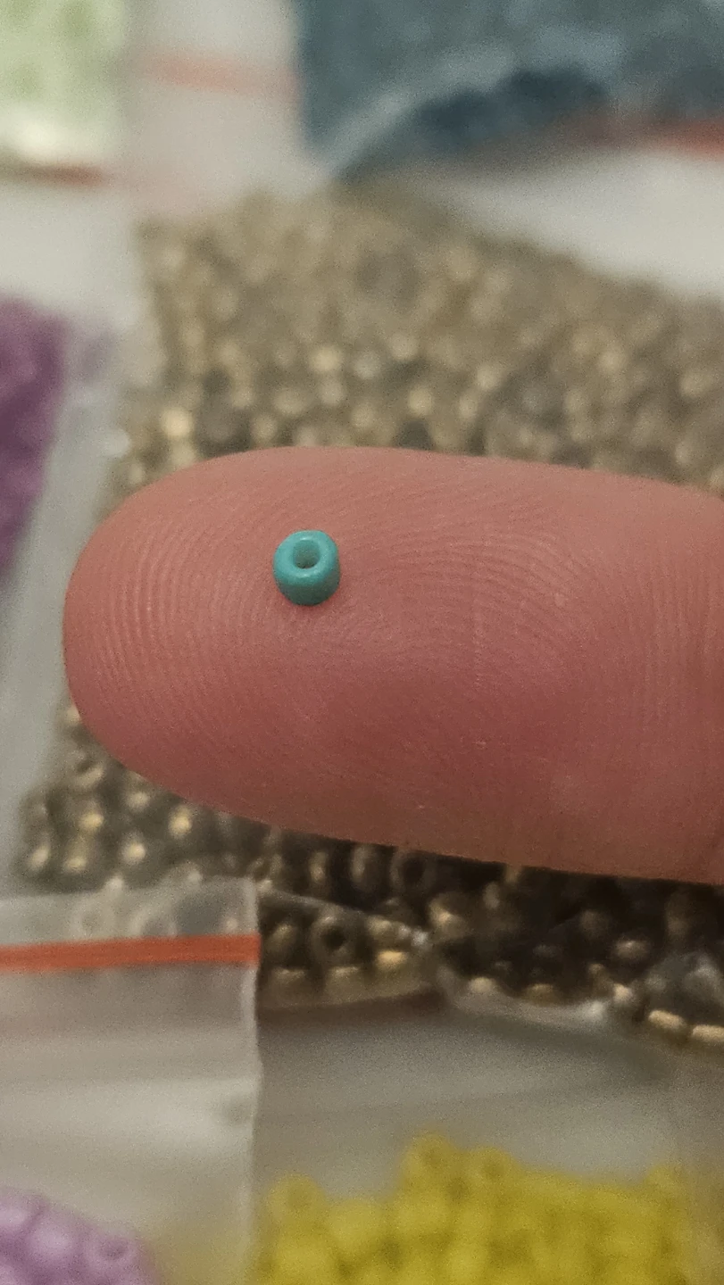 Seed Beads (12000+ beads) - photo 2