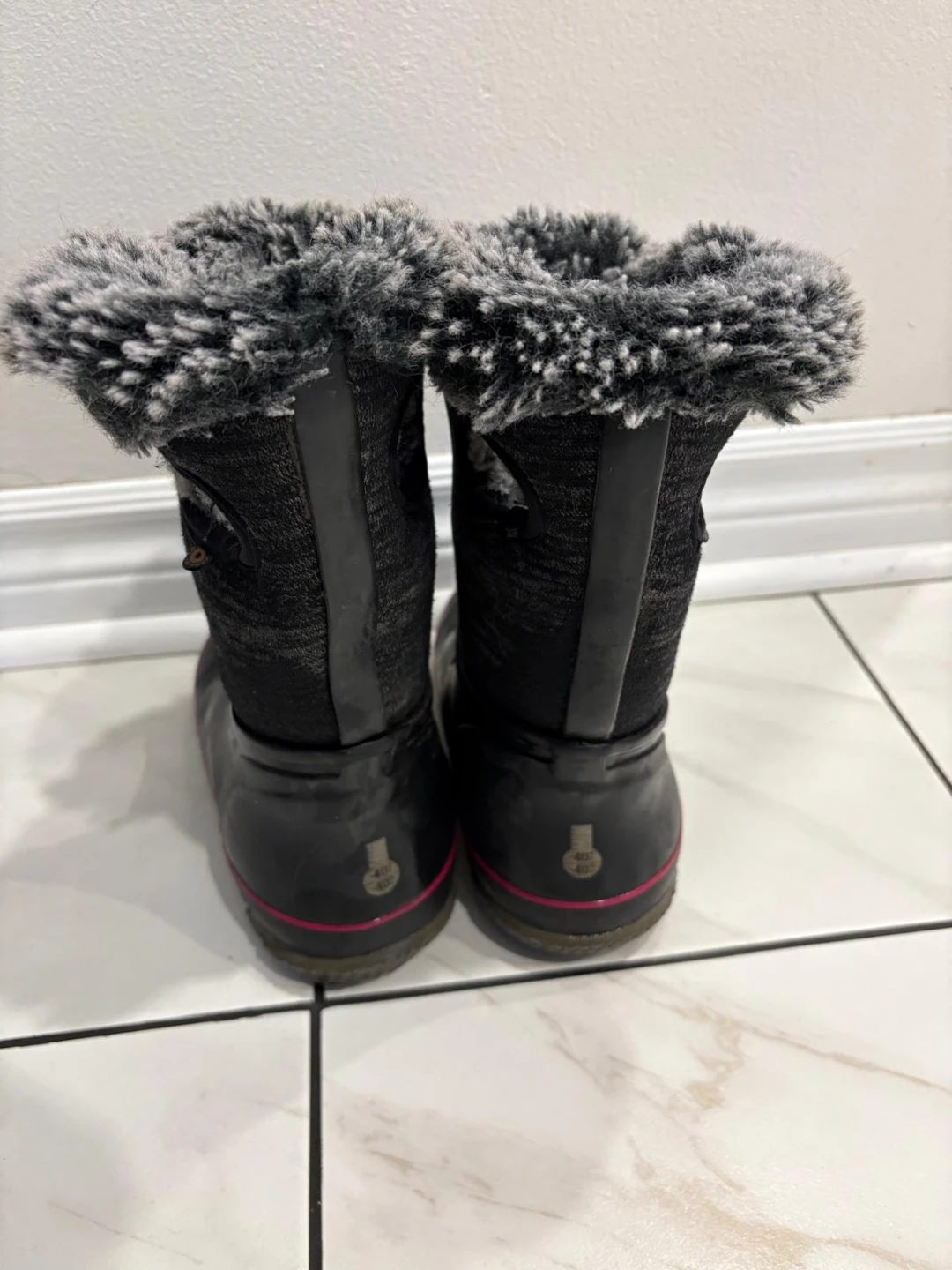 Bogs Winter Boots Size 8 - photo 4
