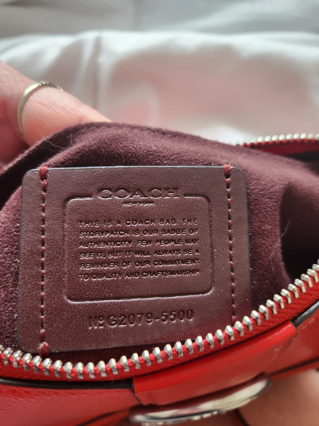 Authentic Coach Red Leather Shoulder Bag - photo 2