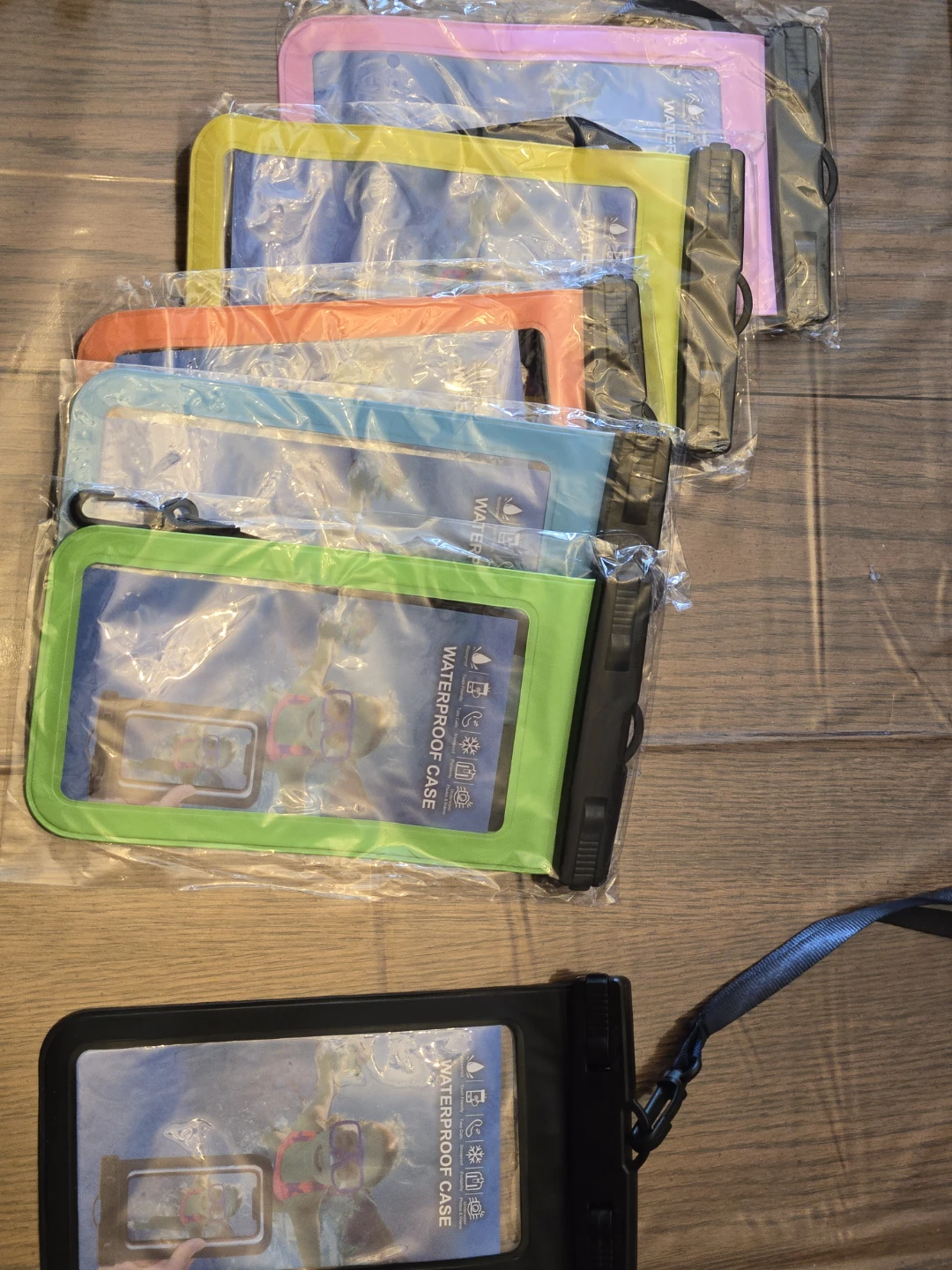 Waterproof Phone Case - Assorted Colours 🧡 - photo 2