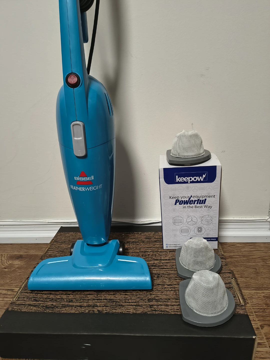 Bissell FeatherWeight Stick Vacuum + Keepow Filters - photo 2
