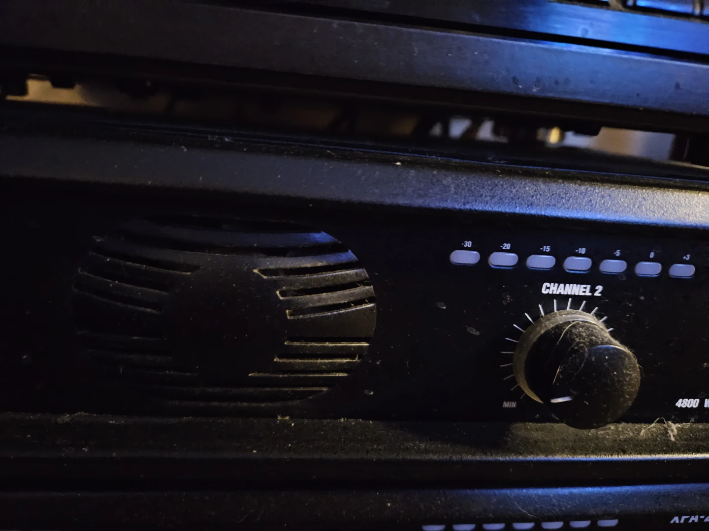 Pyramid XPA-480 4800 Watt Power Amplifier - photo 2