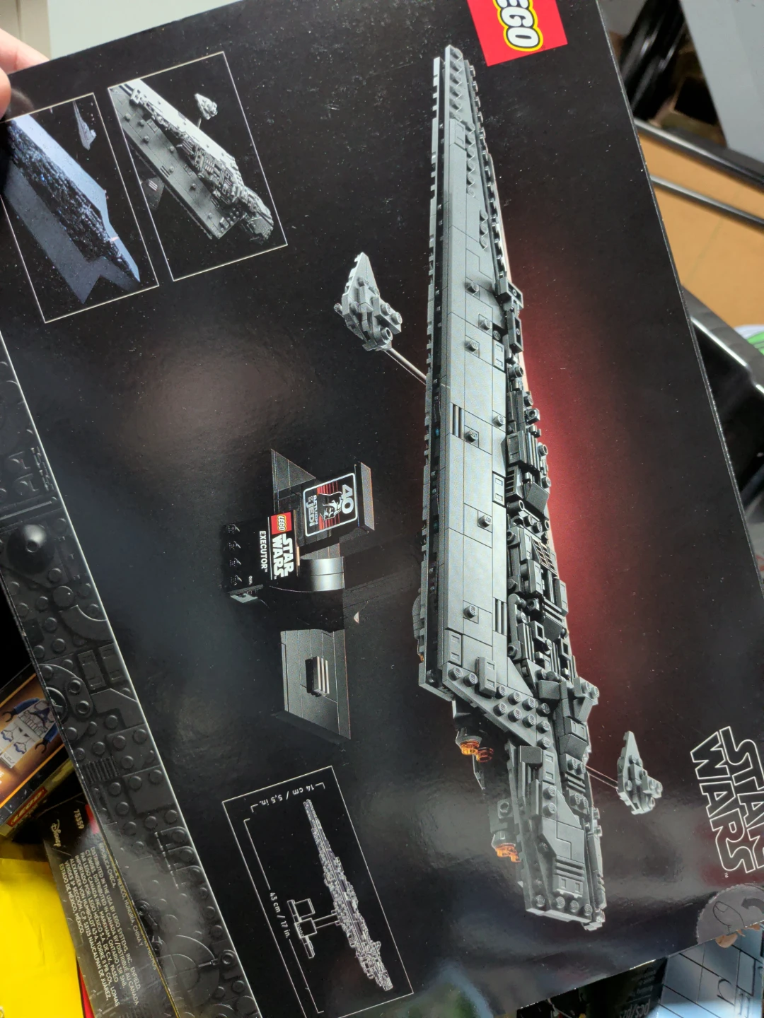 LEGO Star Wars Executor Super Star Destroyer - photo 2