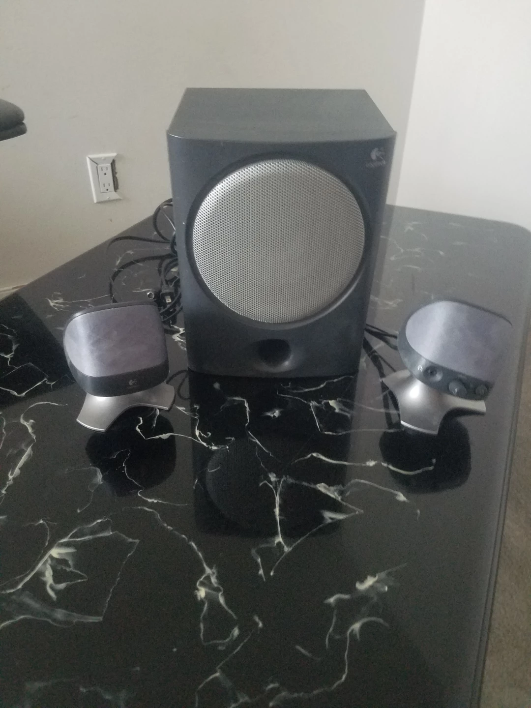 Logitech Z313 Speaker System