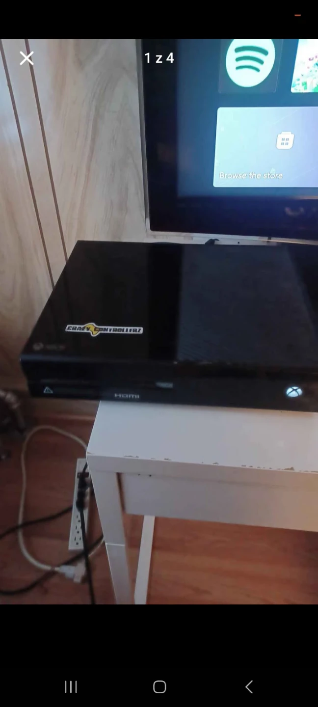 Xbox One Console with 2 Games and Controller - photo 2