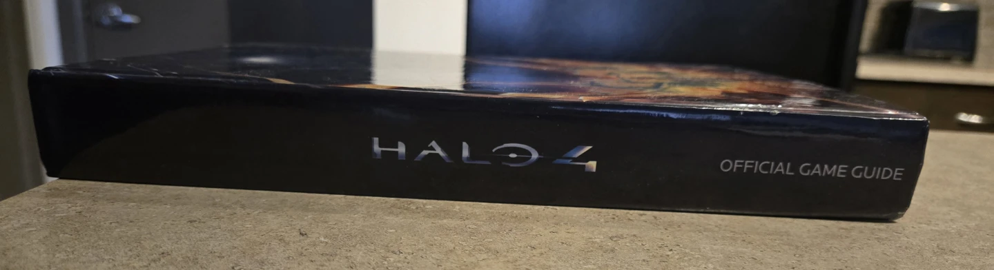 Halo 4 Official Game Guide - photo 2