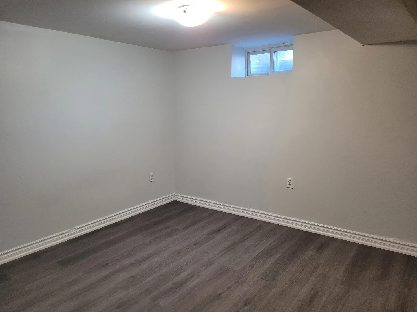 Room for rent $700