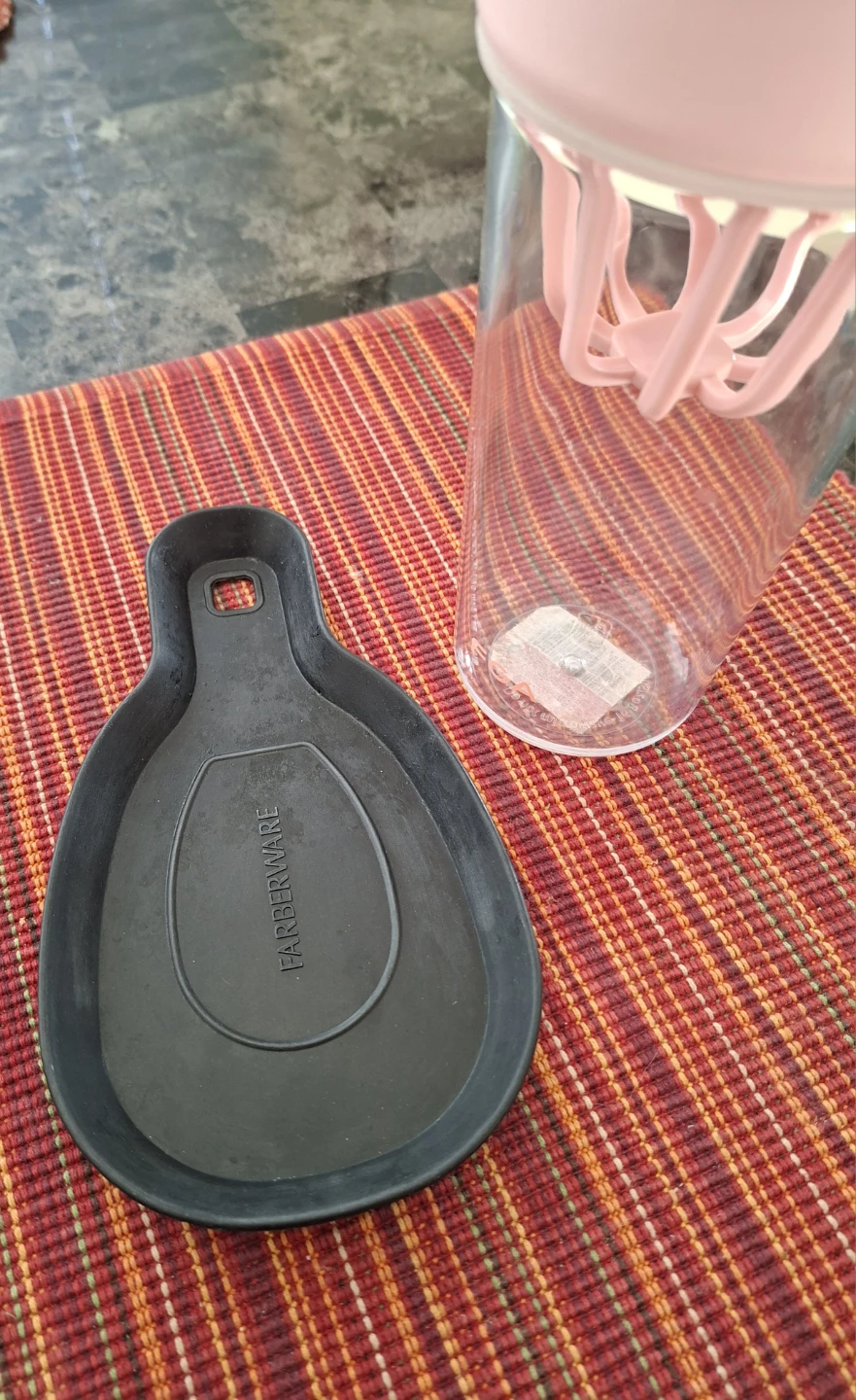 Pink Shaker Bottle and Farberware Spoon Rest - photo 2