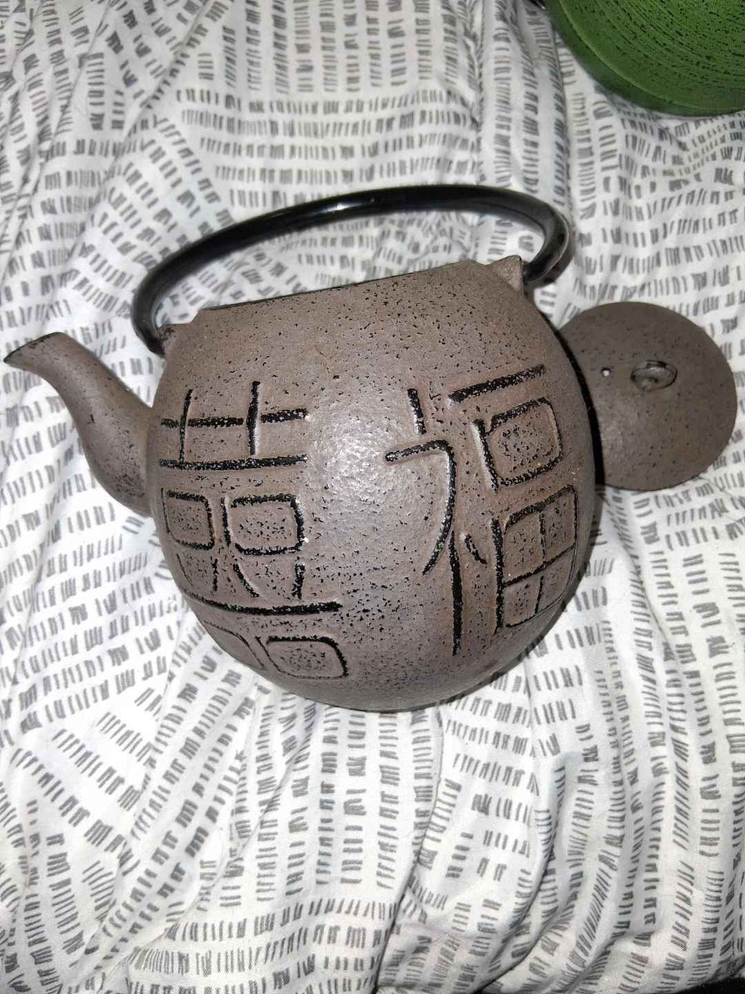 Cast Iron Teapot with Handle