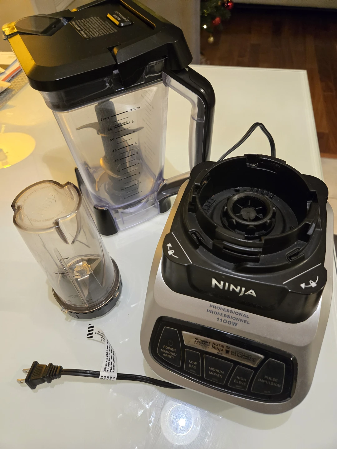Ninja Professional 1100W Blender - photo 2