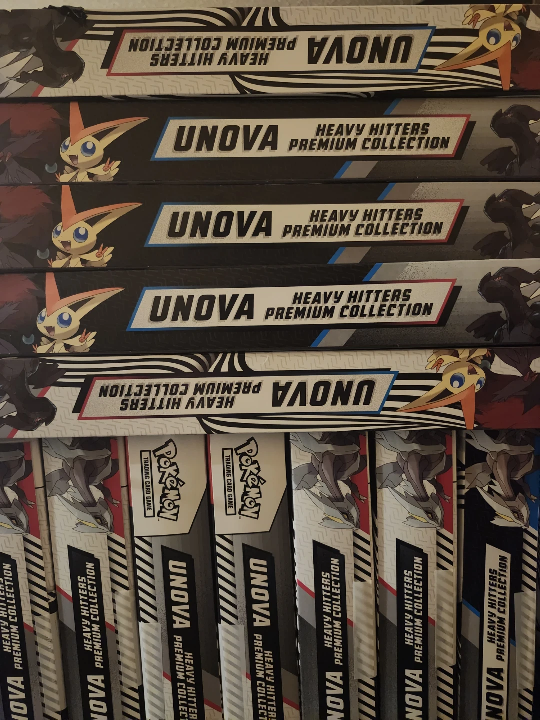 Pokemon TCG Unova Heavy Hitters Premium Collection