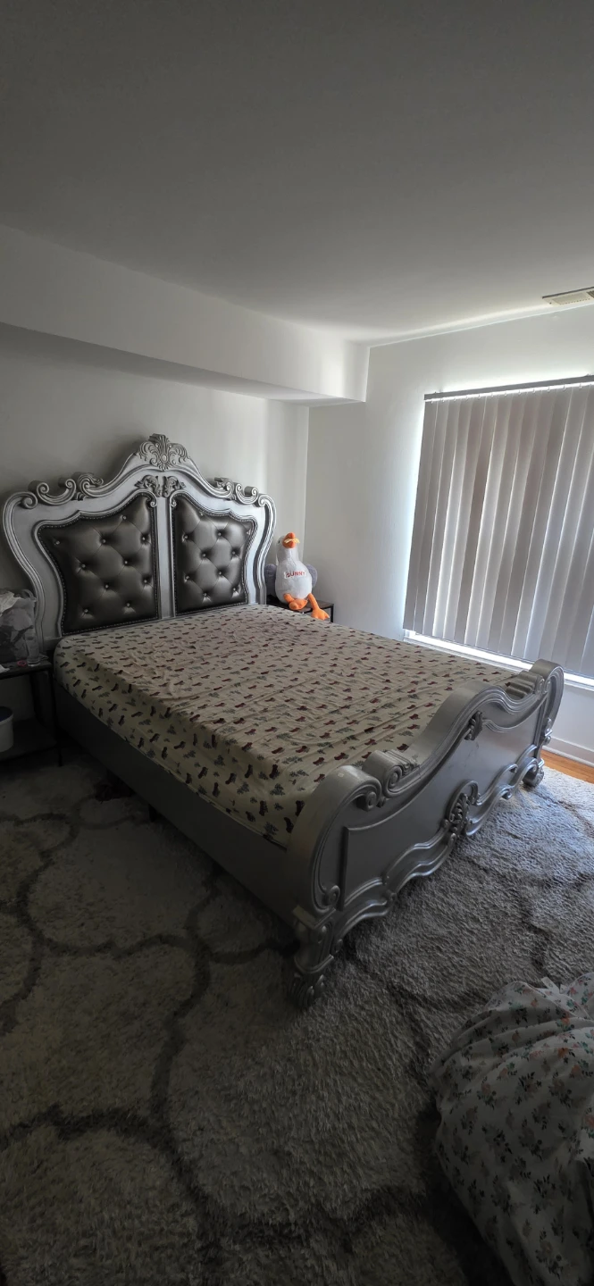 Luxury Queen Bed - photo 3