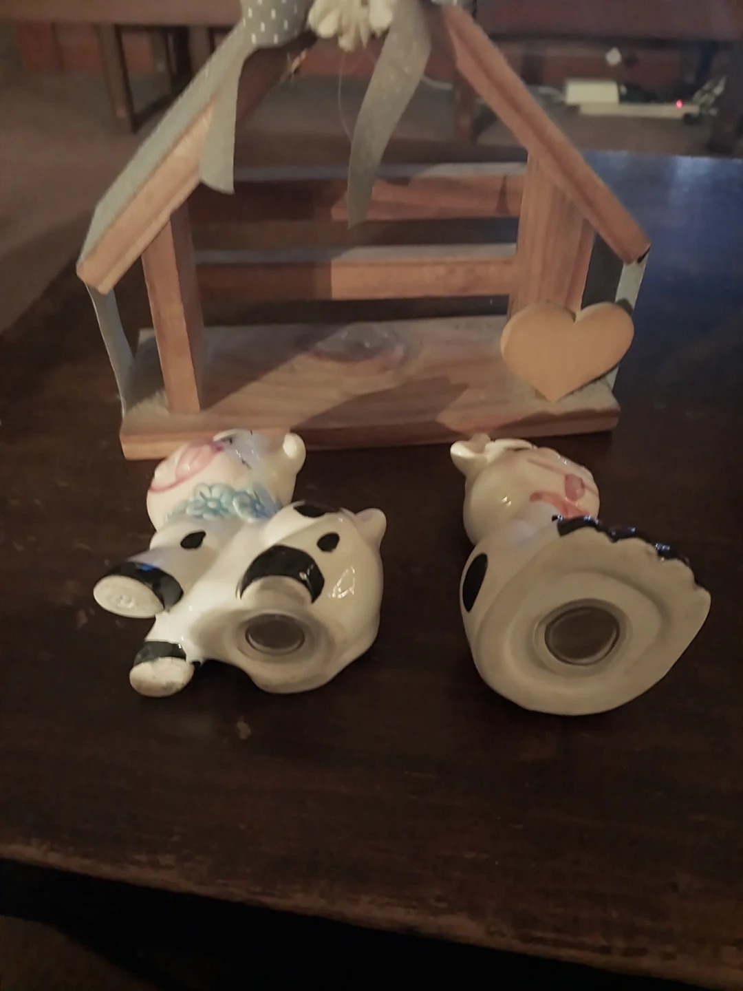 Cow Salt & Pepper Shakers with Wooden Holder 🧡 - photo 3