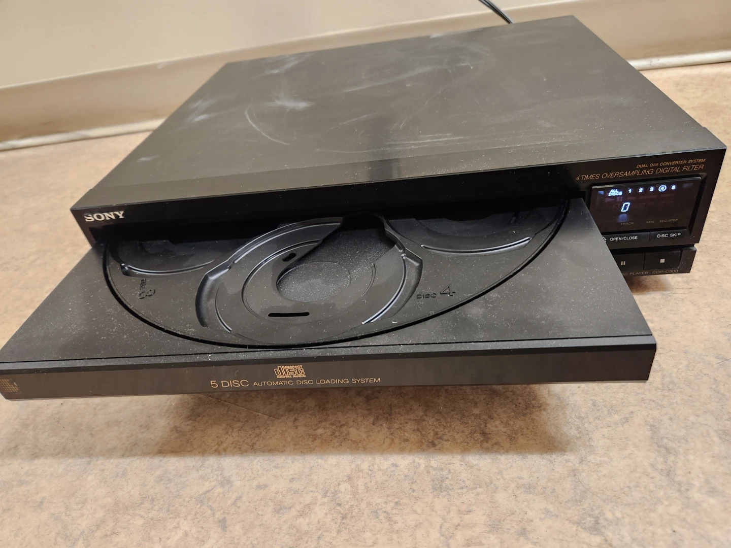 Sony CDP-C500 5 Disc CD Player - photo 2