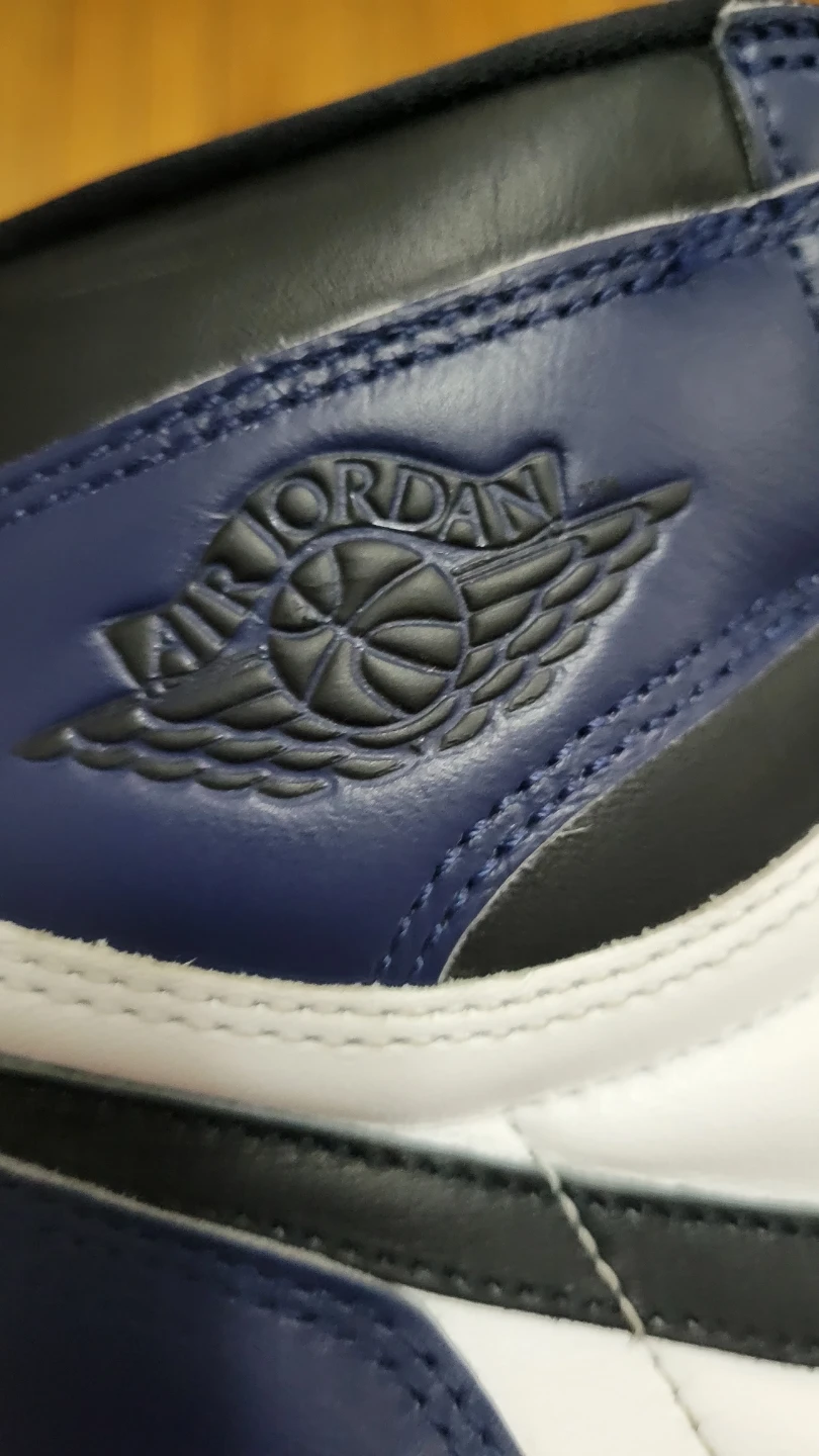 Nike Air Jordan 1 High OG Midnight Navy Size 10.5 - photo 4