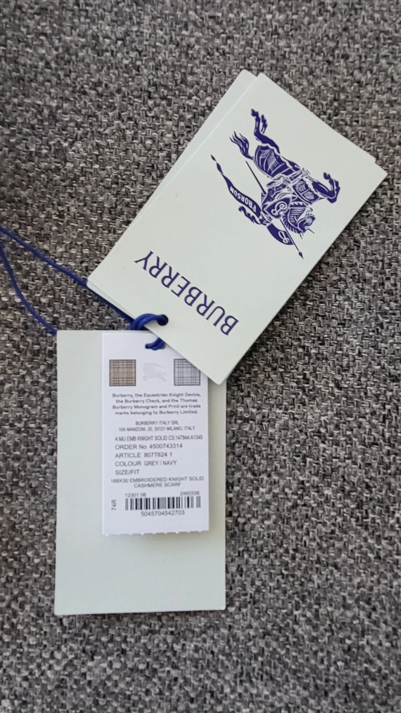 New Burberry Grey/Navy Cashmere Scarf - New in Box - photo 3
