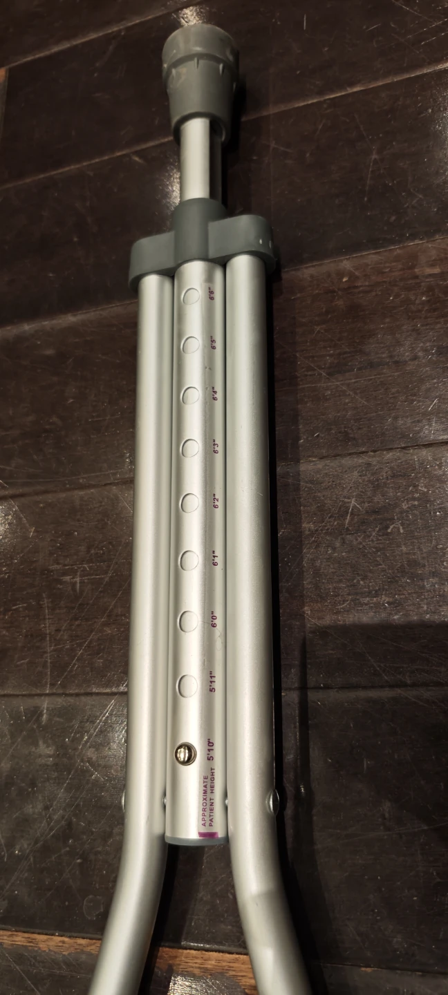 Adjustable Aluminum Crutches - photo 3