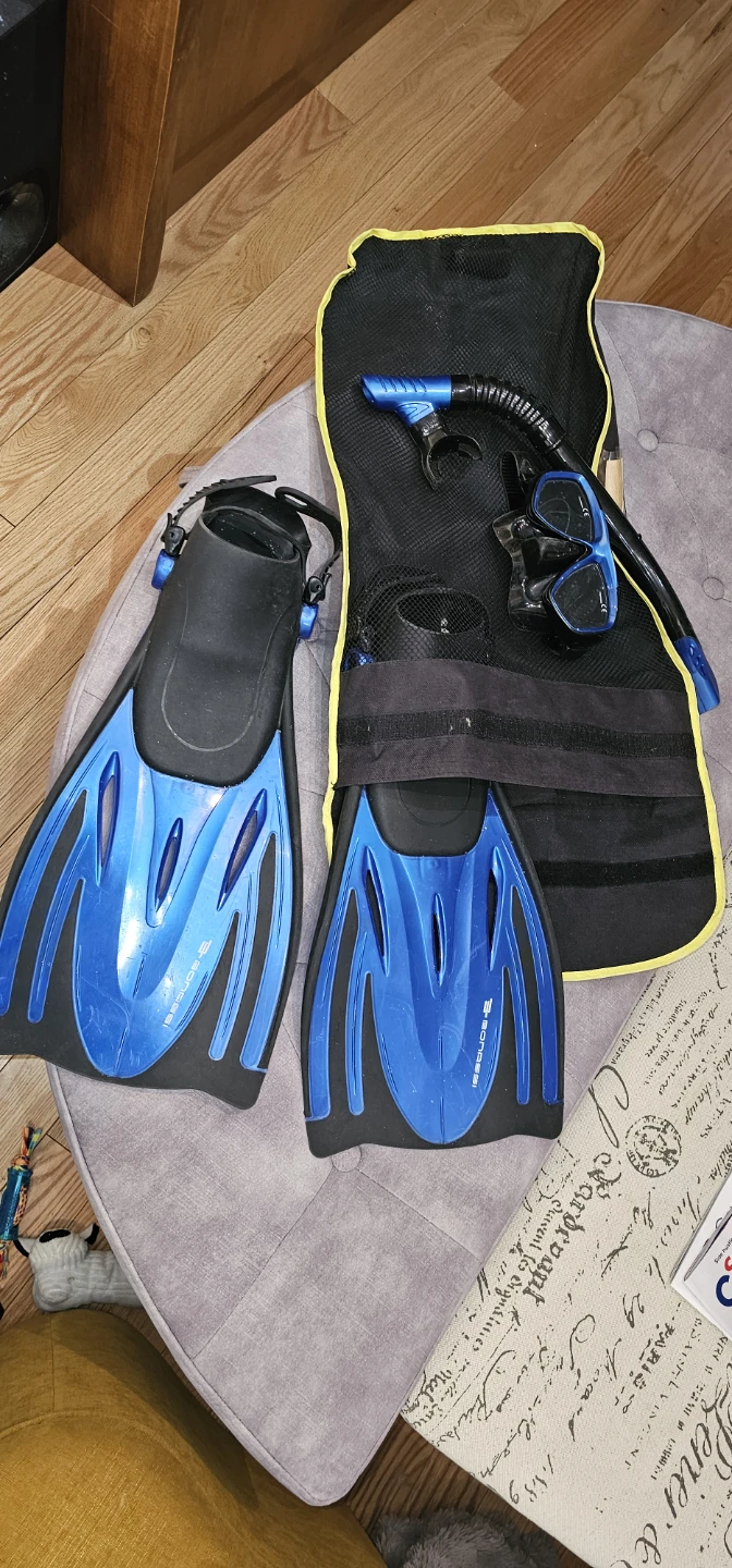 Bonassi snorkel gear with shoulder bag - photo 2