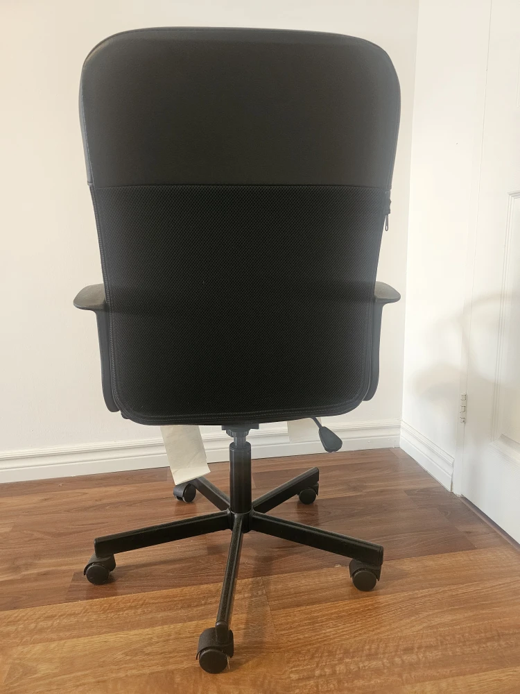 Black Office Chair - photo 2