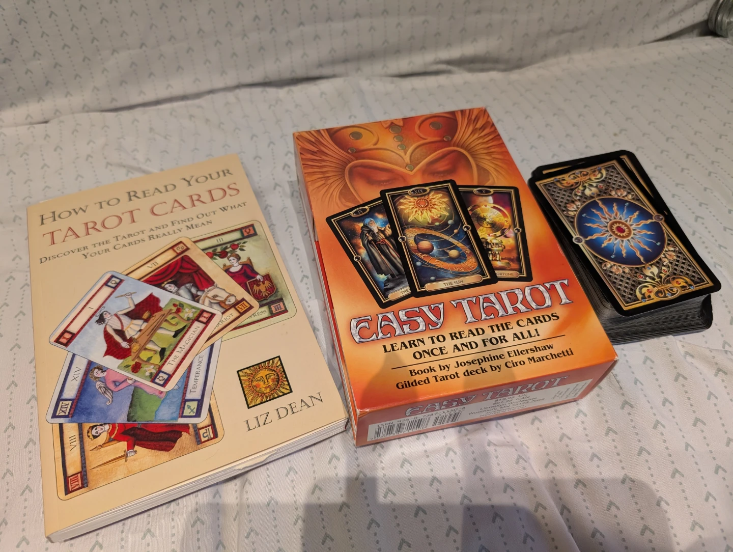 Easy Tarot Deck with Book - photo 2