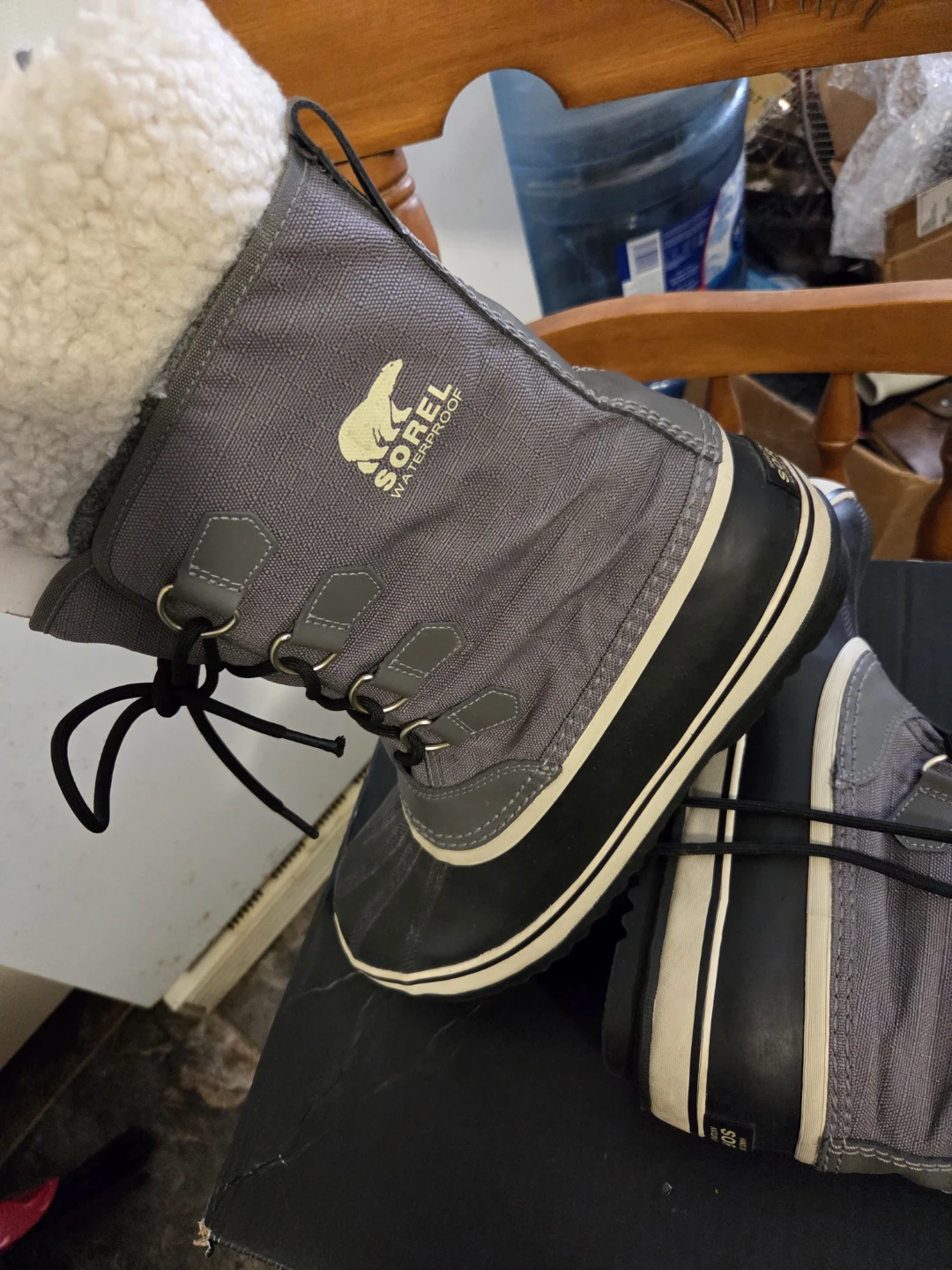 Sorel Women's Winter boots  - Size 8 - photo 4