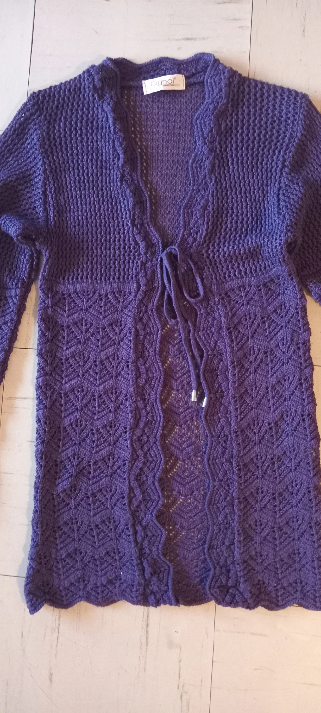 Woman's  Purple Knitted  Cardigan