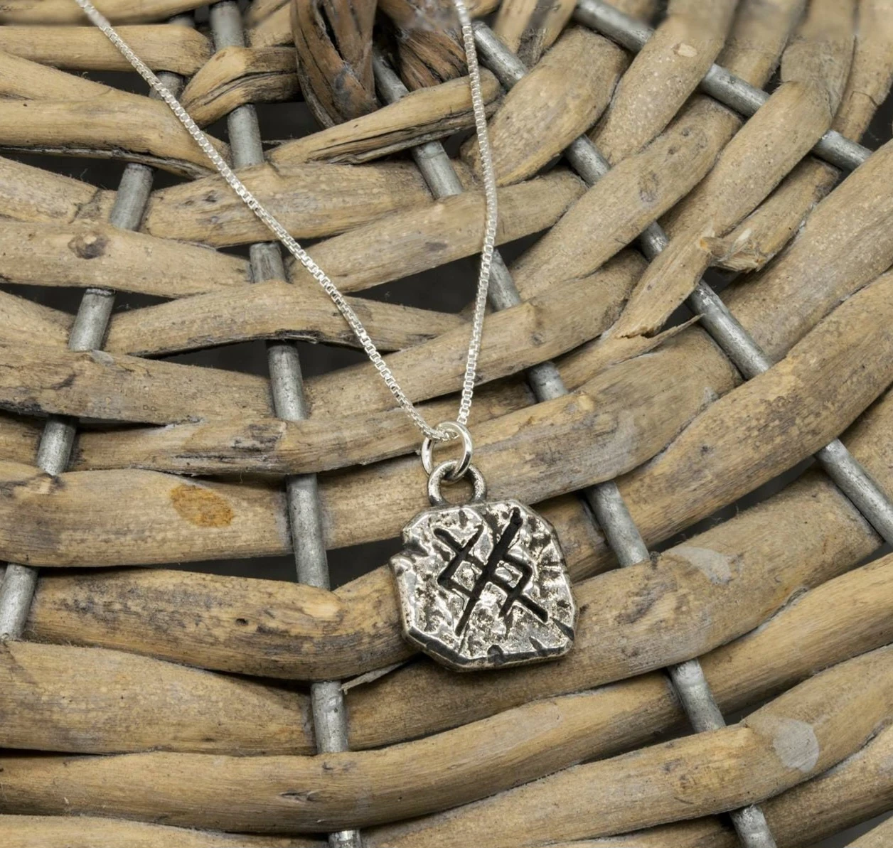 Silver "Eternal Love" Rune Pendant Necklace 🧡 - photo 2