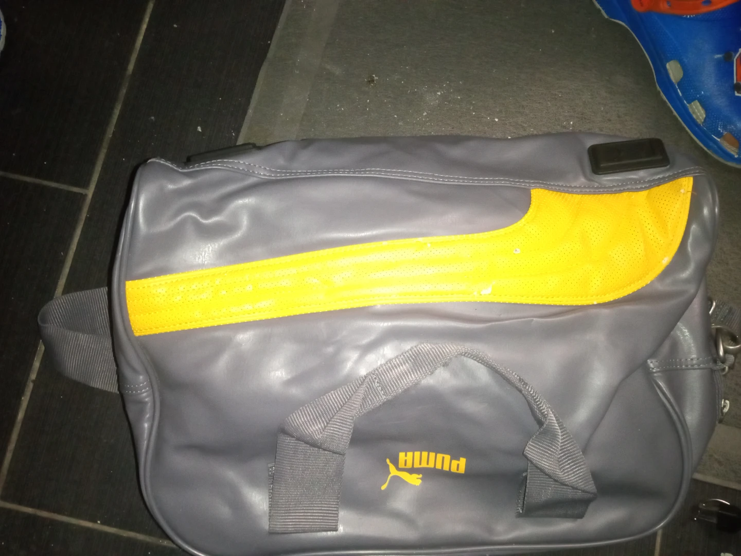 Puma Gray & Yellow Bag - photo 2