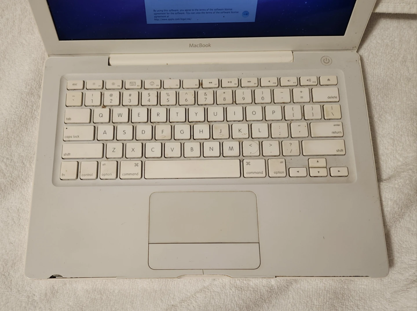 Macbook 2009 model A1181 - photo 5