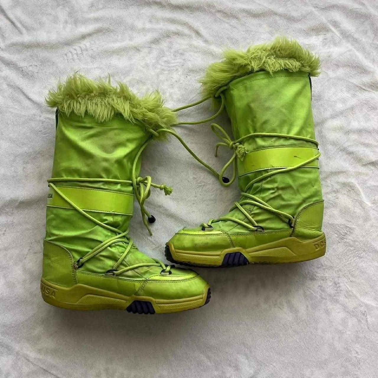 2008 Vintage DC Lime Green Moon Boots - photo 2