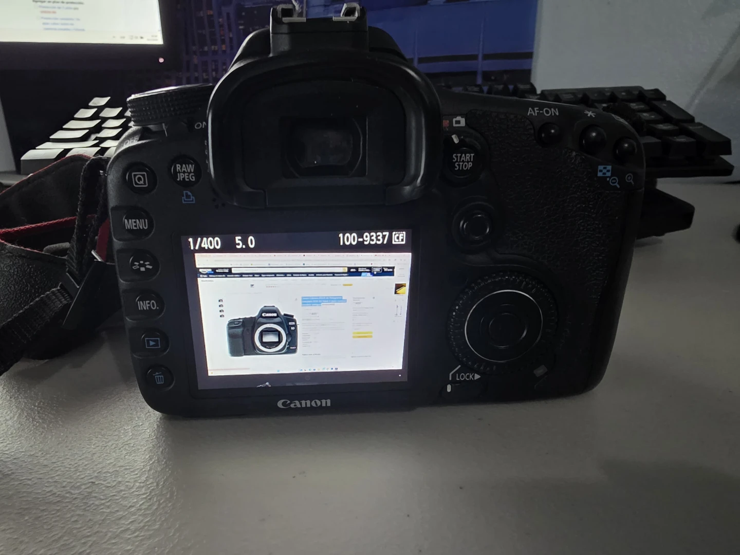 Canon EOS 7D DSLR Camera - photo 2